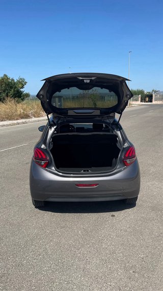 Peugeot 208 2018