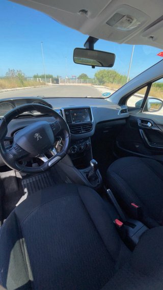 Peugeot 208 2018