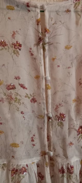 Blusa Zara floral con volantes sin estrenar