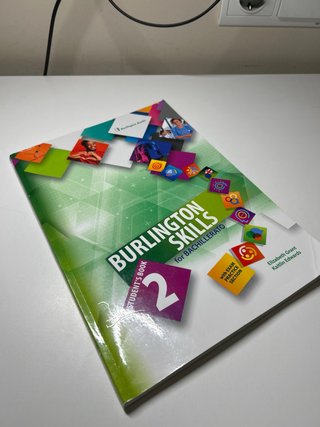 LIBRO DE INGLES STUDENT’S BOOK 2.BACH