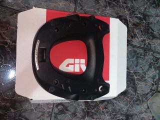 Parrilla GIVI Monokey Negra