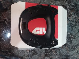 Parrilla GIVI Monokey Negra