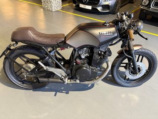 Yamaha XS400 Cafe racer
