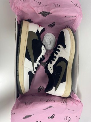 Nike Air Jordan 1 Low x Travis Scott Olive