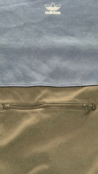Sudadera Adidas Talla XL Azul Marino muy buena