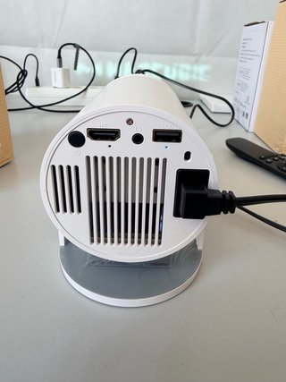 Proyector Magcubic Mini WiFi HY300Pro
