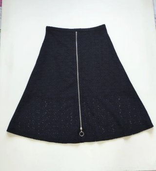 Falda Zara encaje negra cremallera