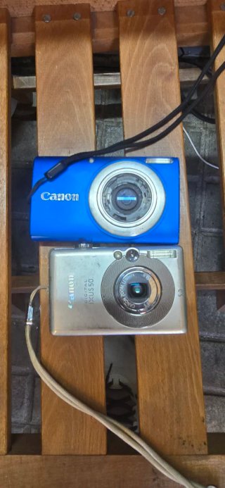 Lotto di fotocamere digitali Canon in buone condizioni