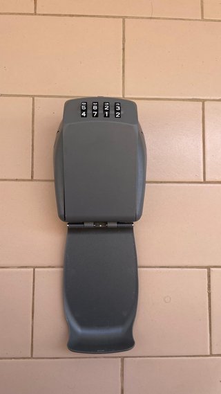 Cofre Chaveiro Master Lock Combinação
