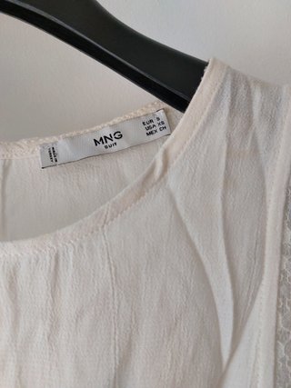 Mono veraniego blanco