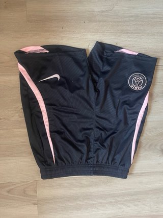Conjunto PSG rosa entrenamiento Talla S Negociable