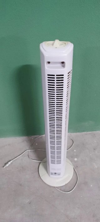 Ventilador de torre giratorio