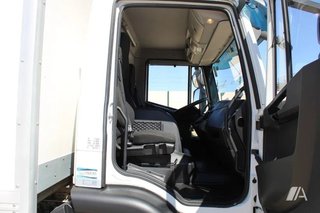 IVECO Eurocargo 120-220 - CAMIONES FURGONES 2019