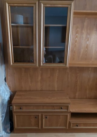 Se regala mueble de salón. Lo que se ve en las fot