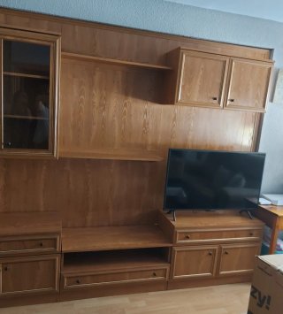 Se regala mueble de salón. Lo que se ve en las fot