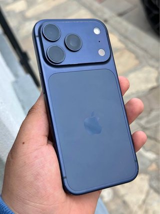 iPhone 17 Pro Max Azul