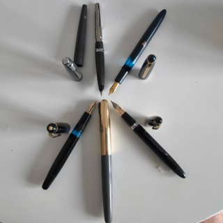 Vendo collezione di 4 penne stilografiche classiche