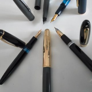 Vendo collezione di 4 penne stilografiche classiche