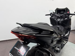 Yamaha T-MAX 560 Tech Max 2023 Negra