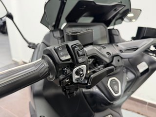 Yamaha T-MAX 560 Tech Max 2023 Negra