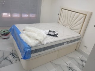Cabecero de cama tapizado diseño sol