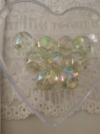 9 perline maxi translucide riflessi verdi
