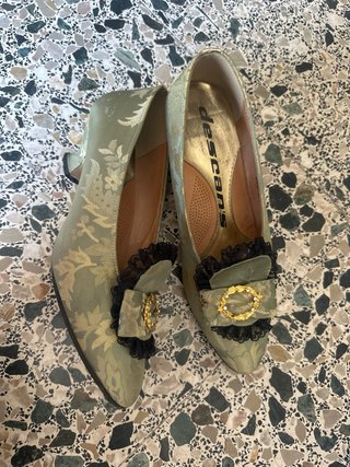 Zapatos fallera Descans dorados y verdes
