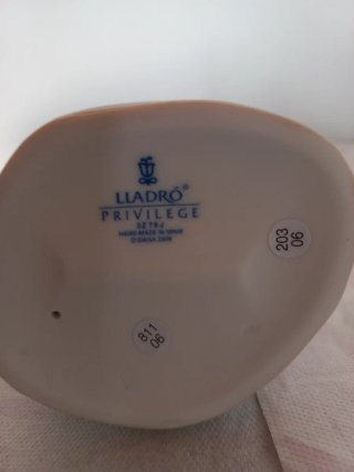 Figura Lladro Flores para una Diosa
