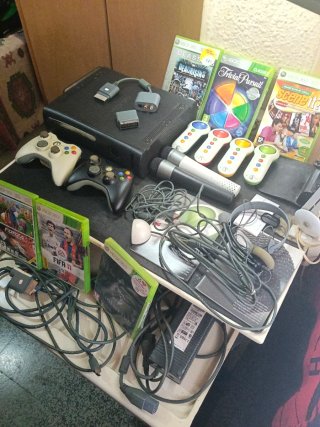 Mega Pack Xbox 360 120GB + 6 Juegos y extras