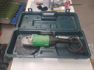 Amoladora Radial Disco Grande HITACHI.