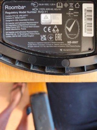 Robot aspirador y fregasuelos Roomba i5+