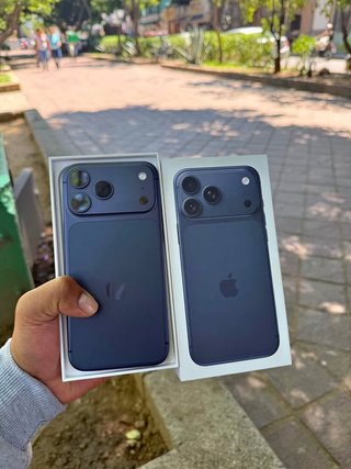 iPhone 17 Pro Max 256GB Azul Marino