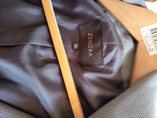 Traje de chaqueta ZENDRA gris y negro