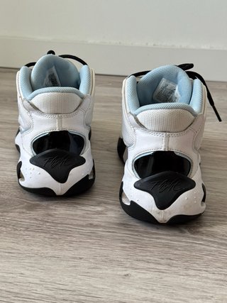 Zapatillas deportivas unisex talla 37.5
