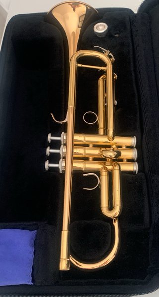 Trompeta Yamaha Sib como nueva Modelo YTR4335G