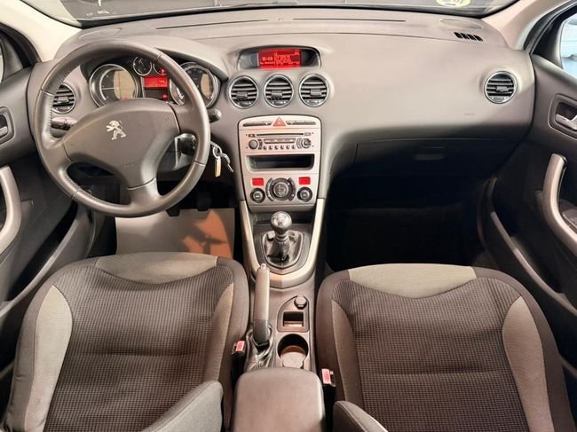 Peugeot 308 2013, foto 5