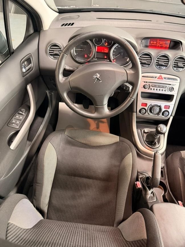 Peugeot 308 2013, foto 6