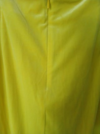 Falda terciopelo amarillo electrico, talla 40