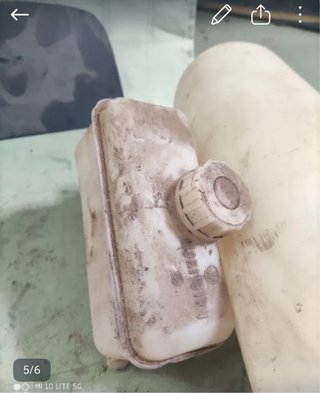 Depósito líquido frenos Escarabajo VW