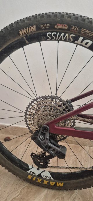 Canyon Lux WC CF8