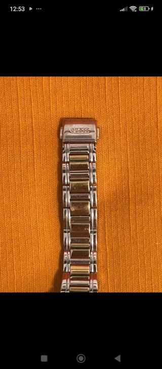 Reloj Guess bicolor dorado y plateado