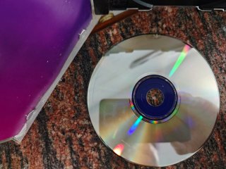 Lote 4 CDs: Adele, Extremoduro, Wham!, Iron Maiden