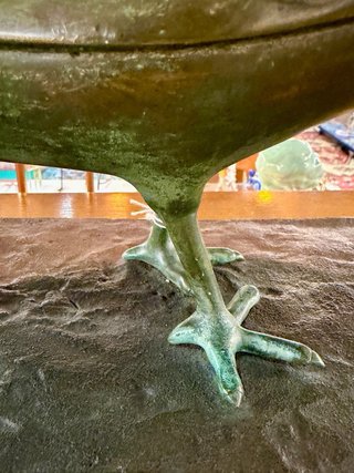 Escultura con faisán firmada C. Raynaud