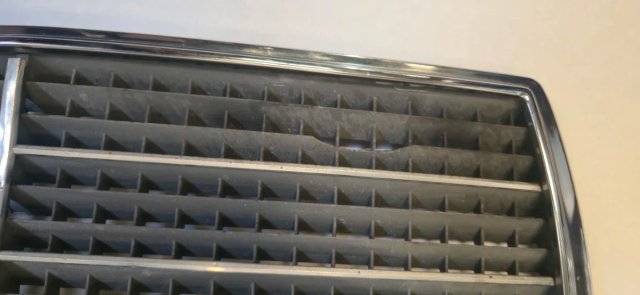 Rejilla frontal croma Mercedes E190 300