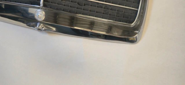 Rejilla frontal croma Mercedes E190 300