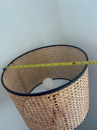 Lámpara de pie de Rattan y Metal Negra