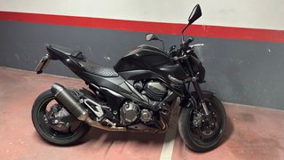 Kawasaki Z800 full