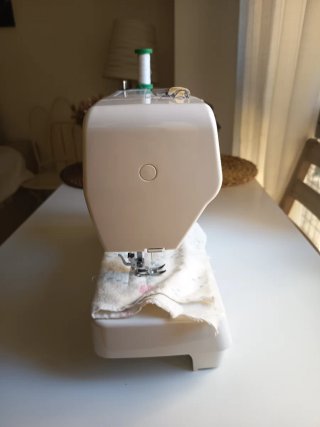Máquina de coser Alfa Modelo 1922