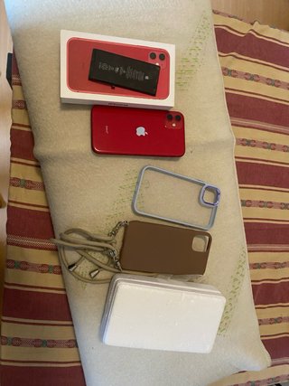 iPhone 11 128GB in rosso