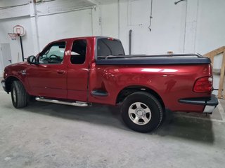 Ford  F 150 V 8